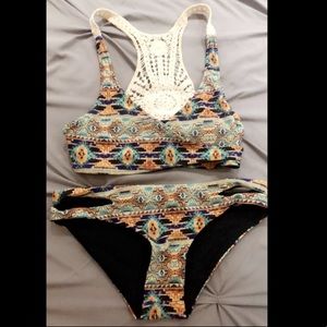 Billabong Bikini with Reversible Bottoms